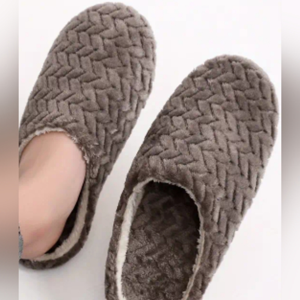 Coffee Brown Cable Slippers